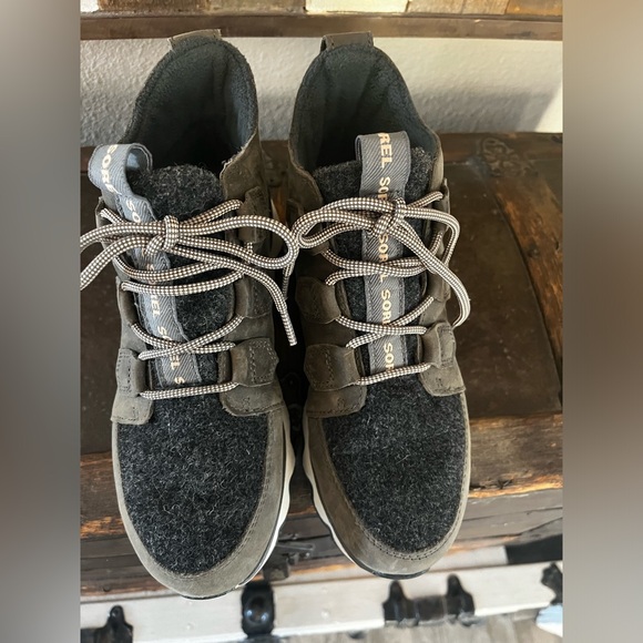 Sorel kinetic carabou boot - Picture 2 of 9